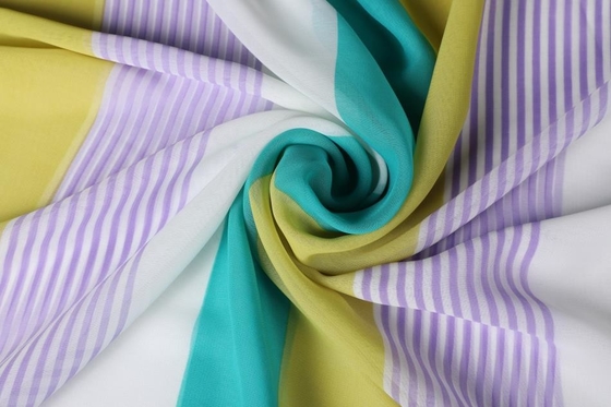 Gevormde de Polyesterstof 57 van 75gsm 75d“ Polychiffon voor de Kleding van Dames