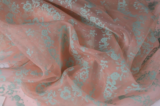 40gsm 56“ Sublimatie Gedrukt het Bijeenkomen van Organza van de Stoffen20d Polychiffon Materieel Ontwerp
