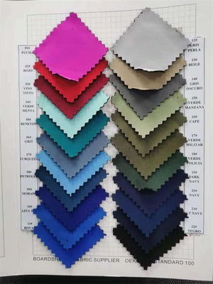Waterdichte In te ademen Openluchtstoffen Duidelijke Rek, 310gsm de Stof van 3 Laagsoftshell