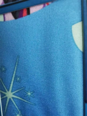 140gsm Softshell-Polyester Duidelijke Gedrukte Stof in entrepot voor Jasje