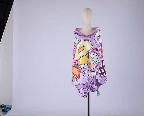 Gemakkelijk aan Sneldrogend Carry Printed Polyester Beach Towel 200gsm