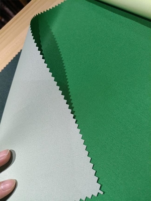 75d*300d Pu Deklaag125gsm Polytaslon Stof voor Jasjegebruik