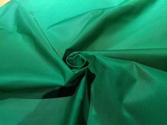 75d*300d Pu Deklaag125gsm Polytaslon Stof voor Jasjegebruik